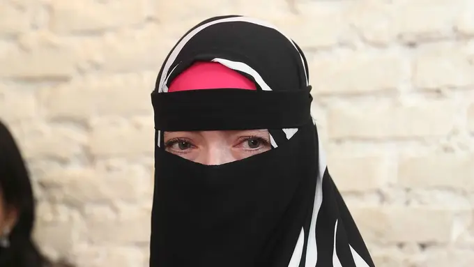 [Bintang] Rima P Mantan istri Ustad Aswan