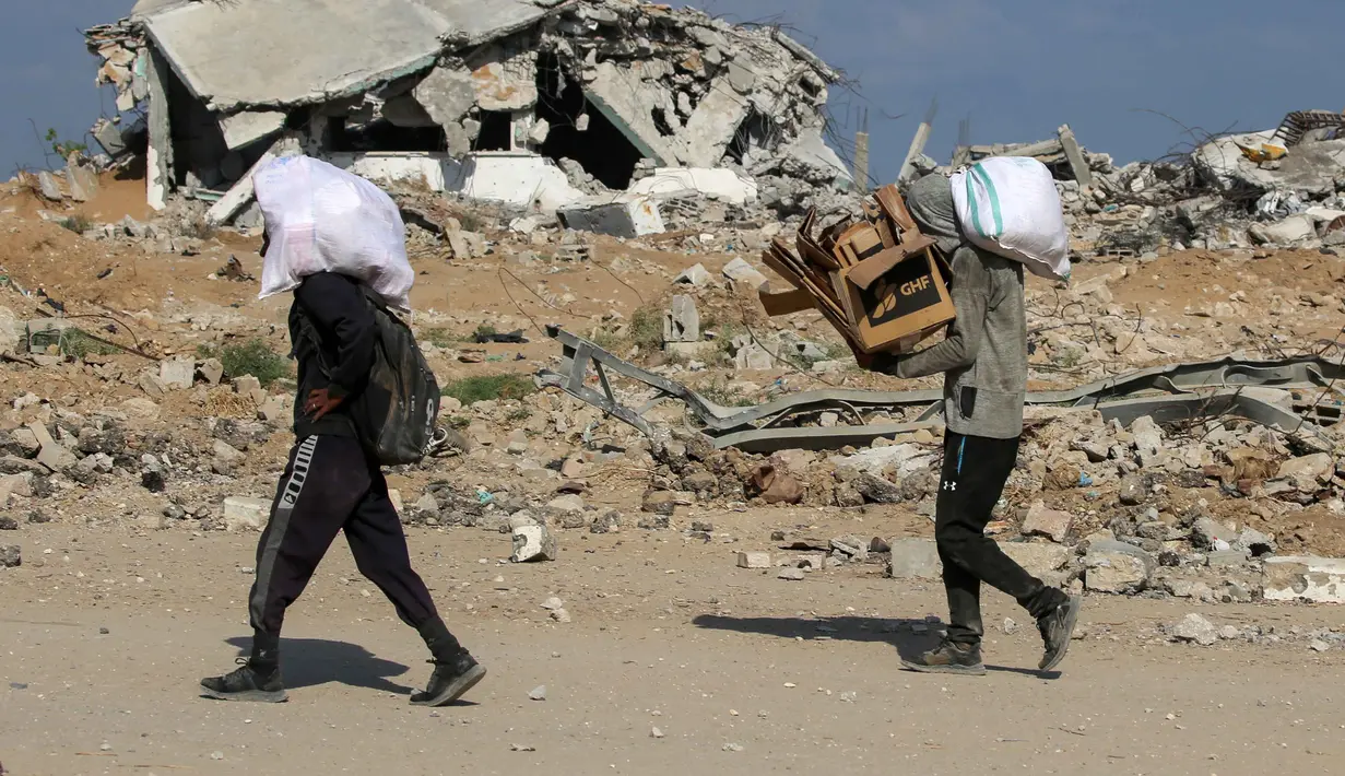 Badan kemanusiaan Perserikatan Bangsa-Bangsa (PBB) mengatakan bahwa 388.400 pergerakan pengungsian telah tercatat sejak pertengahan Agustus, sebagian besar dari berasal dari Kota Gaza. (Eyad BABA/AFP)