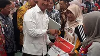 Menteri Sosial Agus Gumiwang Kartasasmita, pastikan tahun ini nominal Bantuan Sosial  Program Keluarga Harapan (PKH) dan Bantuan Pangan non Tunai (BPNT), akan naik menjadi Rp 34.4 triliun.