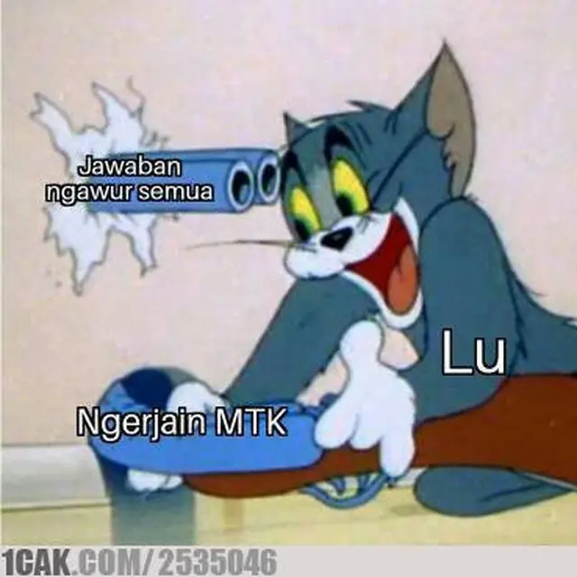 6 Meme Momen Tanya Jawab Soal dengan Guru di Kelas Ini Bikin Ngakak