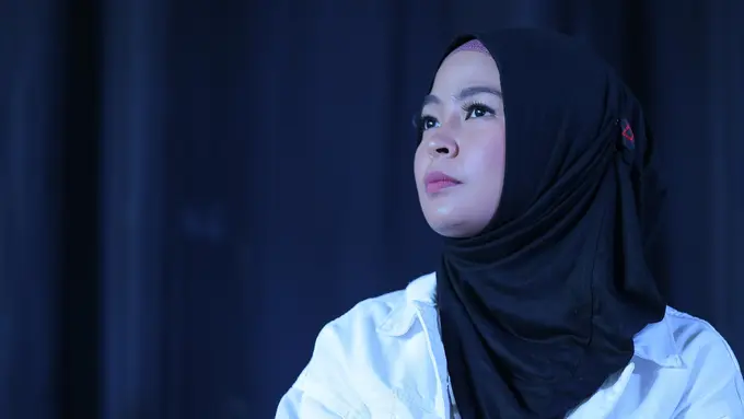 [Bintang] Tantri Kotak