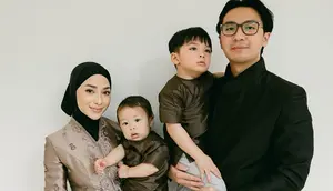 7 Gaya Hijab Simpel Terbaru ala Nikita Willy, Tampil Elegan dan Anggun di Setiap Momen