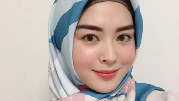 [Bintang] Ayana Moon Banyak Terima Email Lamaran Menikah