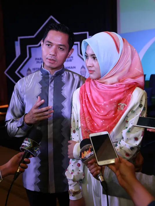 Dude Harlino dan Alyssa Soebandono