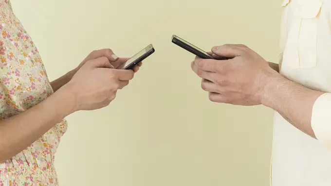 Jaga Perasaan Dia, Jangan Lakukan 5 Hal Ini di Media Sosial