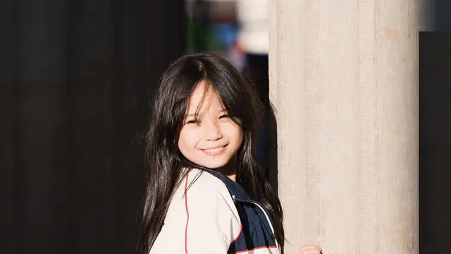 Gempi Belajar Menyanyikan Lagu Gala Bunga Matahari