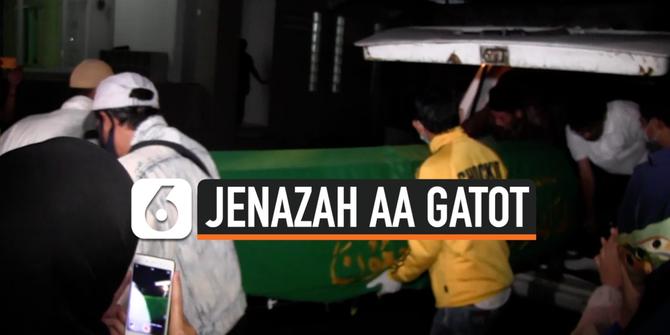 VIDEO: Jenazah AA Gatot Brajamusti Dimakamkan di Cisaat Sukabumi