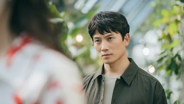 Ji Sung dalam Adamas (tvN via Soompi)
