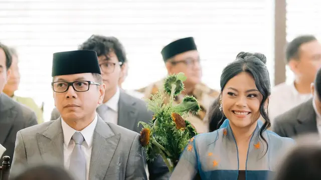 Sakina Tama, Putri Kedua Wishnutama saat dilamar kekasih. [@sakinatama]