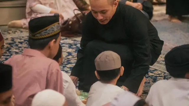 Potret perayaan ulang tahun BCL ke-41 (Sumber: Instagram/tikoaryawardhana)