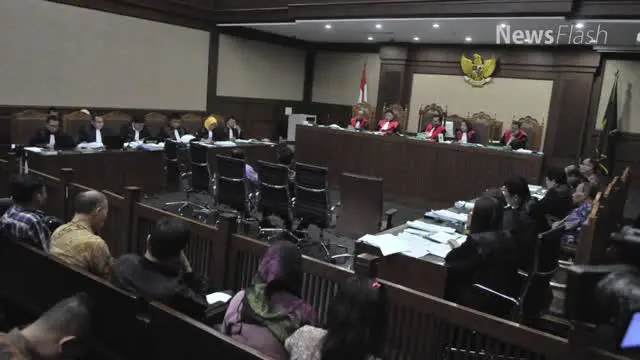 Sidang kasus korupsi e-KTP kembali digelar di Pengadilan Negeri (PN) Tipikor Jakarta. Majelis hakim PN Tipikor yang dipimpin Jhon Halasan Butarbutar masih menitikberatkan pada teknis pengadaan e-KTP.