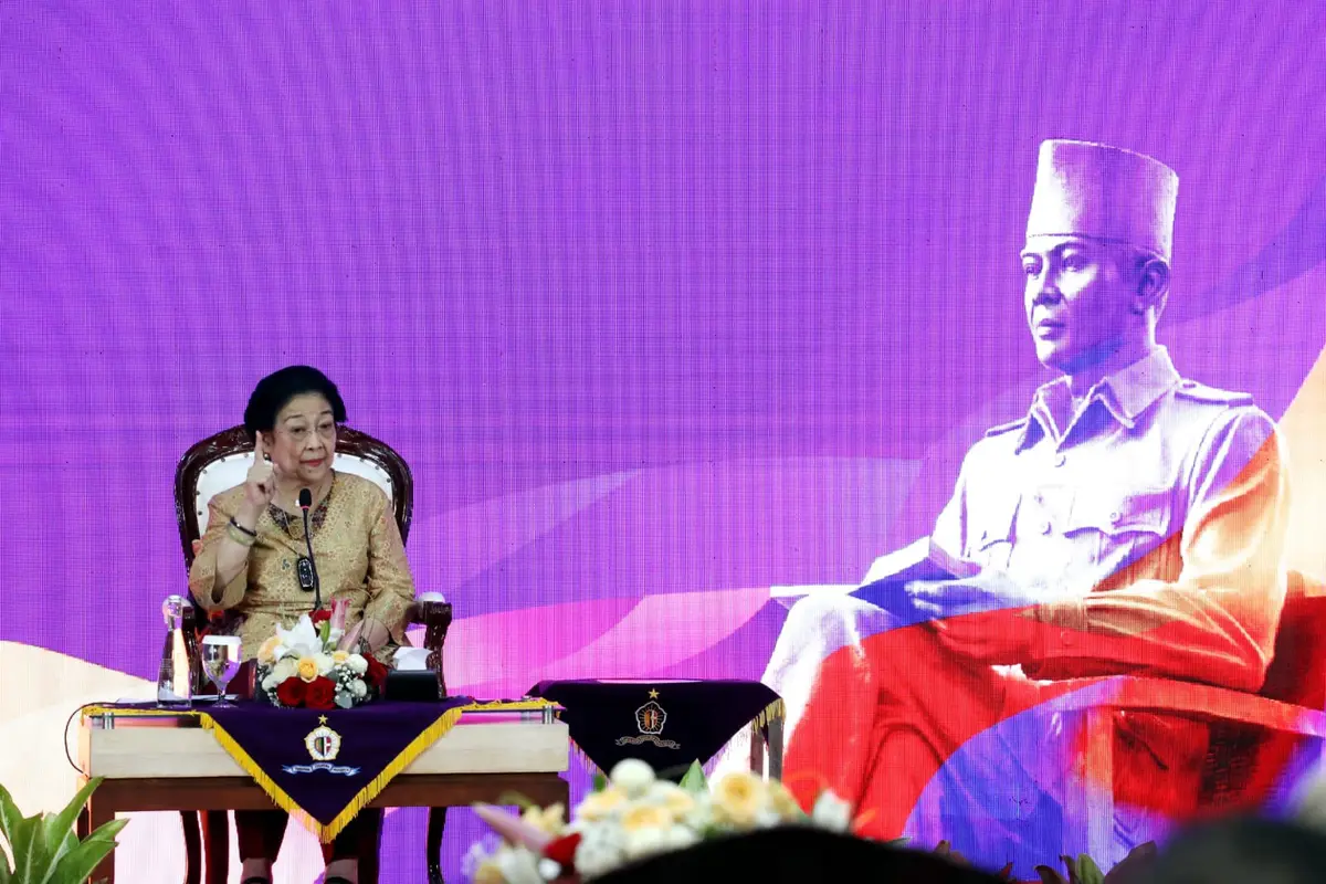 Presiden kelima RI Megawati Soekarnoputri mengungkapkan kekesalannya dengan kondisi Polri akhir-akhir ini, di mana, sejumlah pejabatnya yang terjerat kasus. Salah satunya, kasus mantan Kadiv Propam Polri Irjen Ferdy Sambo.