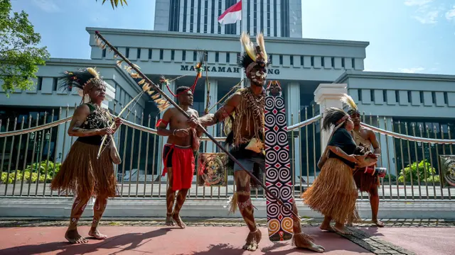 Suku adat Awyu dan Moi Minta Konsesi Perusahaan Kelapa Sawit Dicabut