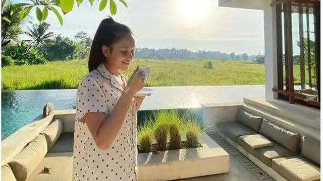 Masuk Daftar 100 Wanita Tercantik di Dunia, Inilah Potret Ayu Ting Ting Tanpa Makeup