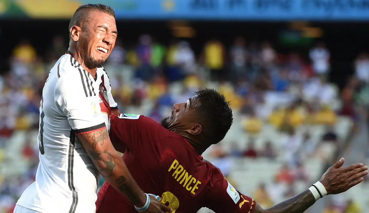 Keduanya pernah saling berhadapan dalam Putaran Final Piala Dunia 2014 di Brasil, tepatnya dalam matchday kedua penyisihan Grup G, 21 Juni 2014. Jerman dan Ghana bermain imbang 2-2 di akhir laga. (AFP/Patrik Stollarz)