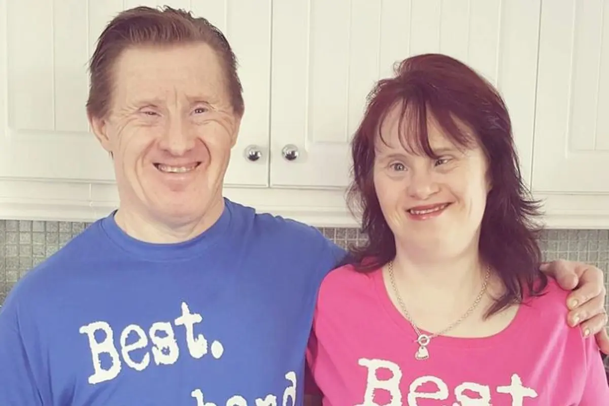 Pasangan down syndrome Maryanne  dan Tommy Pilling (Foto: People/Linda Newman)