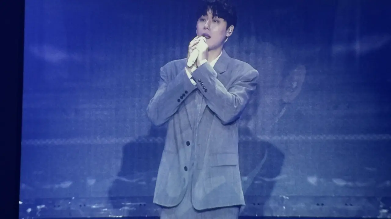 Outfit Lee Do Hyun saat Sapa Penggemar di Indonesia