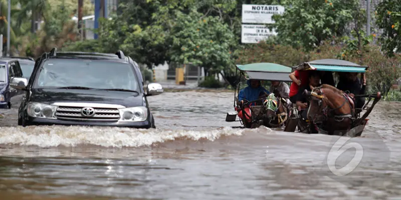 Parahnya Banjir di Kawasan Kelapa Gading