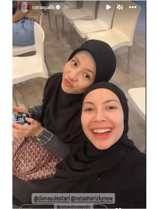 6 Potret Natasha Rizky Tetap Senyum Bareng Sahabat, Resmi Cerai dari Desta