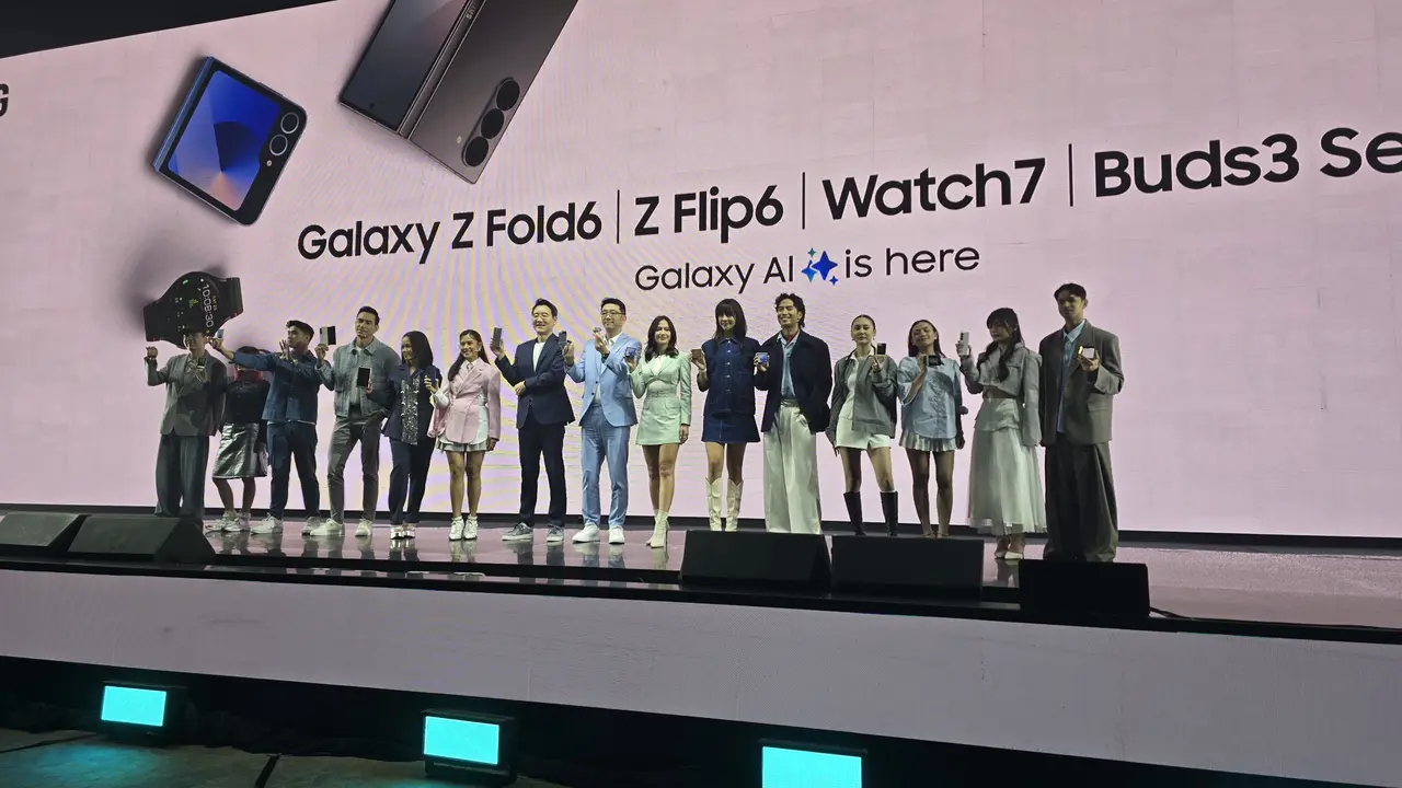 Peluncuran Samsung Galaxy Z Fold6 dan Galaxy Z Flip6 beserta ekosistemnya, mulai dari Galaxy Buds3 Series dan Galaxy Watch 7 Series. Liputan6.com/ Agustin Setyo Wardani