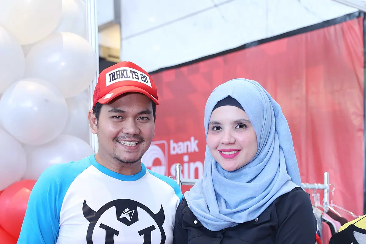 Indra Bekti dan istri