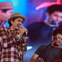 Sheila On 7 saat konser di Citos (26/6) malam (Deki Prayoga/Bintang.com)