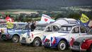 Para pecinta mobil Citroen klasik dari seluruh dunia ini berkumpul di area yang setara dengan 75 lapangan sepak bola. (GABRIEL MONNET/AFP)