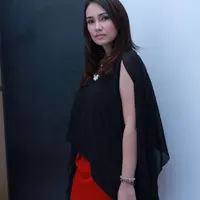 Tiga tahun menjanda, Feby Febiola akan menikah dengan Franky Sihombing. Pernikahan di gelar 22 Januari. Sekitar 300 udangan buat teman dan sahabat dekat. (Galih W Satria/Bintang.com)