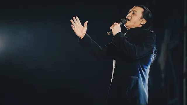 Gaya Didi Kempot saat di Panggung