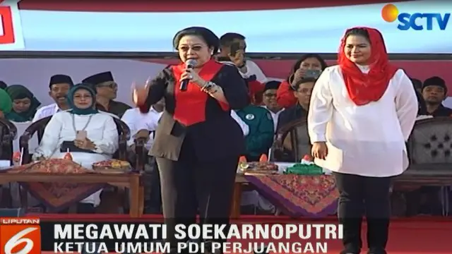 Di depan ribuan pendukung yang menghadiri kampanye, Megawati berpesan untuk memenangkan pasangan Gus Ipul - Puti.