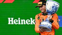 Oscar Piastri saat memenangkan balapan F1 GP Belanda 2025. (NICOLAS TUCAT / AFP)