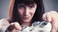 6 Gamer Cantik yang Bikin Cowok Kepincut!