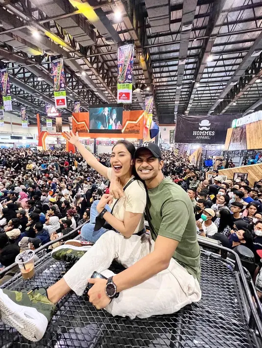 Tyas Mirasih dan Tengku Tezi semakin lengket (Instagram/tyasmirasih)