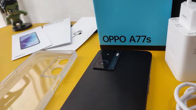 Oppo A77s (Liputan6.com/Giovani Dio Prasasti)