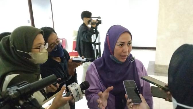 Anggota Komisi B DPRD DKI Jakarta Nur Afni Sajim. (Liputan6.com/Winda Nelfira)