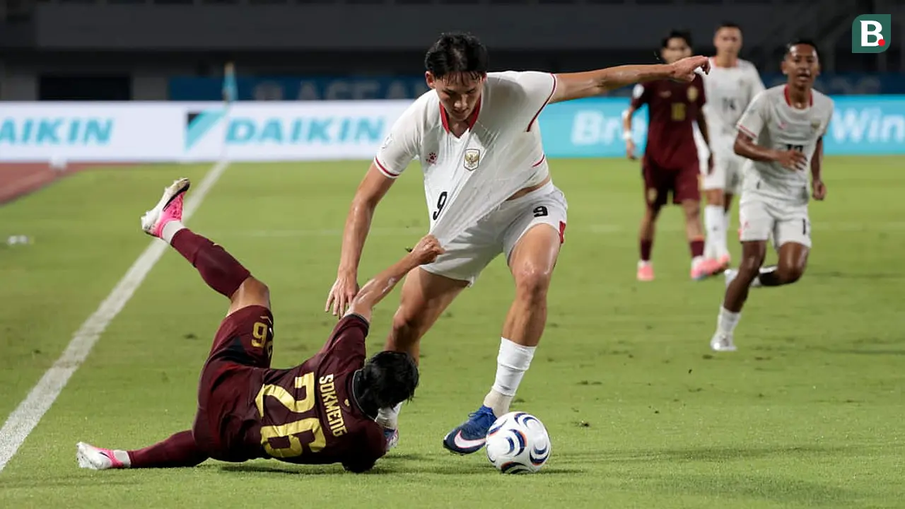 Foto: Debut Impian Mitchell Baker! Hattrick Bawa Timnas Indonesia Pesta 5 Gol atas Kamboja di Piala AFF 2026