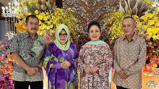 Potret Titiek Soeharto Hadiri Pernikahan Putra Ari Sigit/Instagram Titiek Soeharto