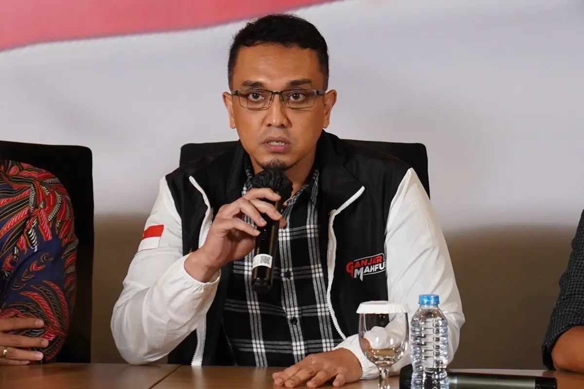 Juru Bicara Tim Pemanangan Nasional (TPN) Ganjar-Mahfud, Aiman Witjaksono ( Alma Fikhasari/Merdeka.com)