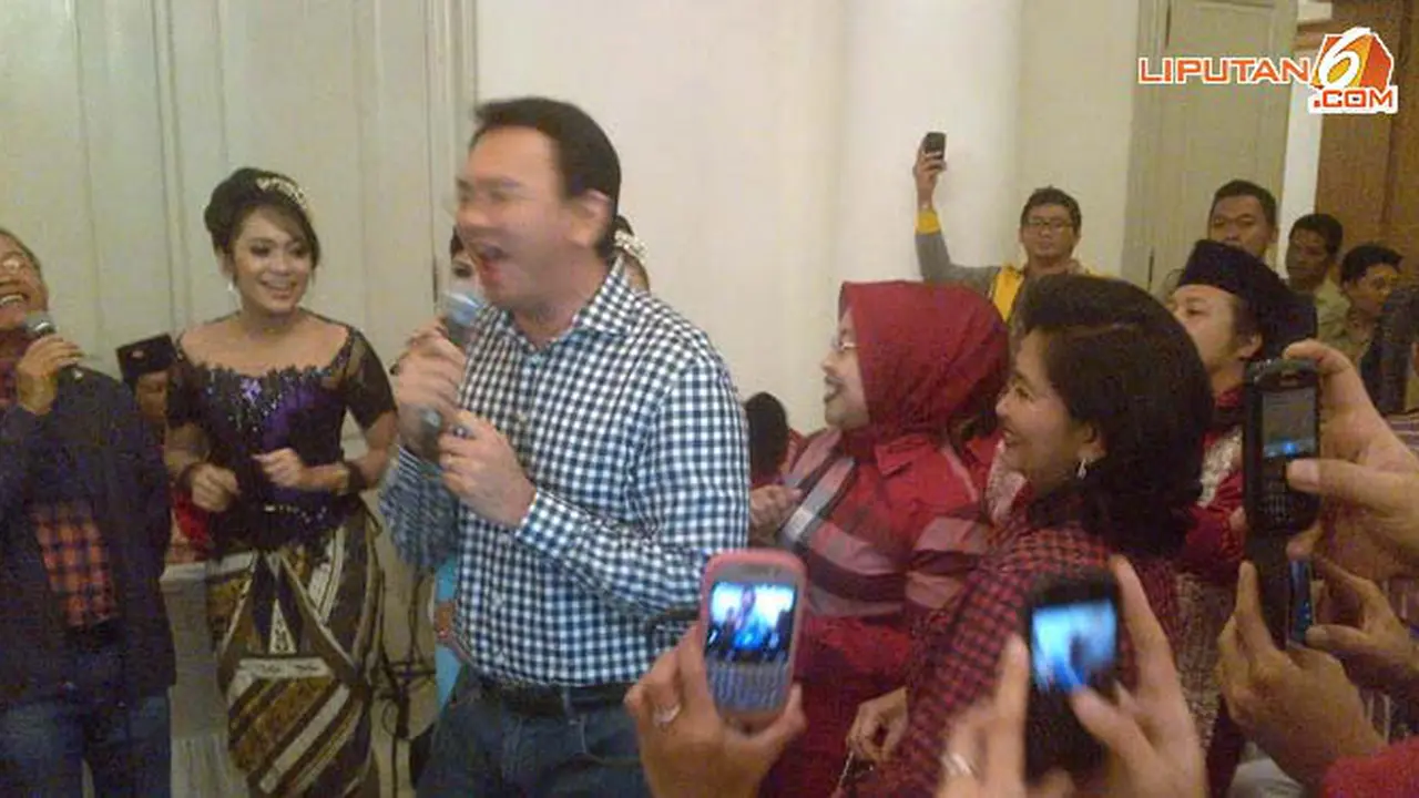 ahok-terajan131231c.jpg