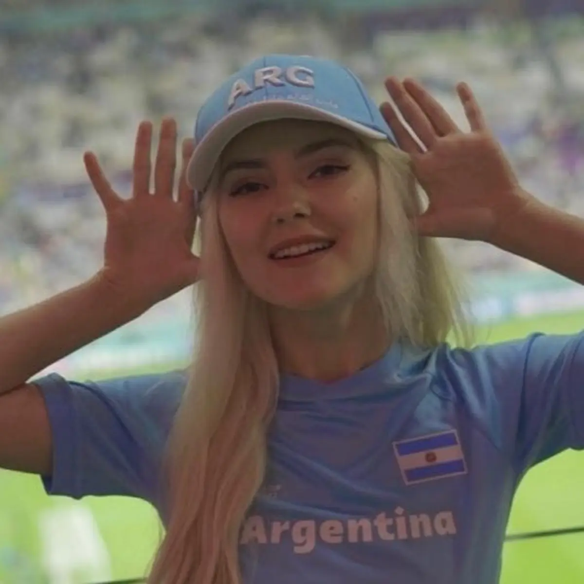 Bintang Porno Eva Elfie Kunjungi Qatar Nonton Perjuangan Argentina ke Final  Piala Dunia 2022 - Bola Liputan6.com