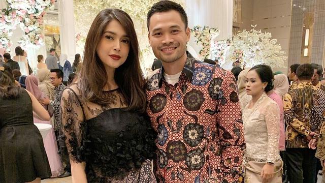 Gaya Nabila Syakieb Hadiri Pernikahan Citra Kirana dan Rezky Aditya