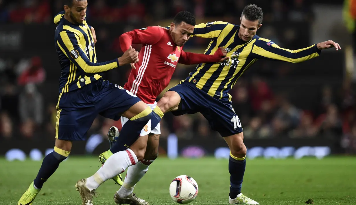 Peluang Juventus untuk mendapatkan penyerang Belanda berusia 22 tahun tersebut terbilang cukup besar. Hingga kini, Memphis Depay mengalami kesulitan beradaptasi di Premier League sehingga lebih sering menghuni bangku cadangan MU. (AFP/Oli Scarff).