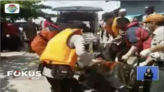Tim SAR kembali temukan korban kapal terbakar kelima didi kawasan Pelabuhan Chevron, Kalimantan Timur.