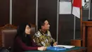 Pegawai kontrak Dewan Pengawas BPJS Ketenagakerjaan yang menjadi korban dugaan pelecehan seksual, RA, menghadiri sidang gugatan perdata di PN Jakarta Selatan, Rabu (13/3). Nilai gugatan imateriel dalam kasus ini Rp1 triliun. (Liputan6.com/Herman Zakharia)