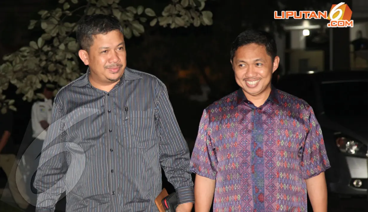 Anis Matta (kanan) dan Fakhri Hamzah (kiri) ikut hadir dalam pertemuan dengan sejumlah tokoh politik dan Ormas Islam yang membahas wacana pembentukan Koalisi Partai Islam di Jakarta, Kamis (17/4/2014)(Liputan6.com/Johan Tallo)