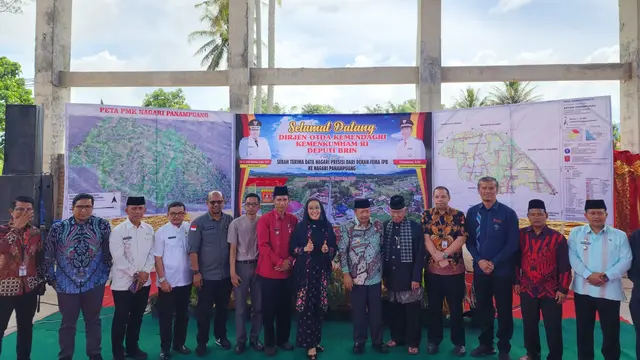 Bertepatan dengan peringatan Hari Konstitusi pada hari ini, Jumat (18/8/2023), Peraturan Nagari Panampuang tentang Sistem Penyelenggaraan Pemerintahan Nagari Berbasis Data Presisi diluncurkan.