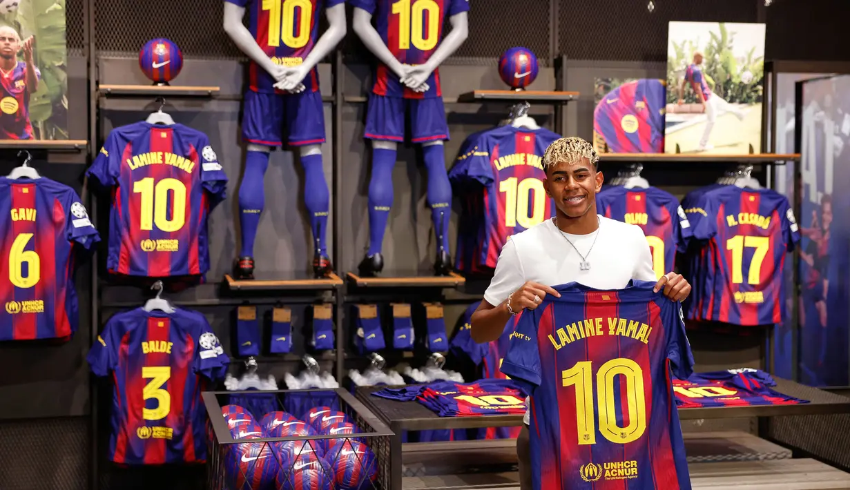 Sebelumnya, Lamine Yamal, yang baru berusia 18 tahun, menandatangani kontrak baru hingga 2031 dengan klub raksasa asal Catalan, Barcelona. (AP Photo/Joan Monfort)