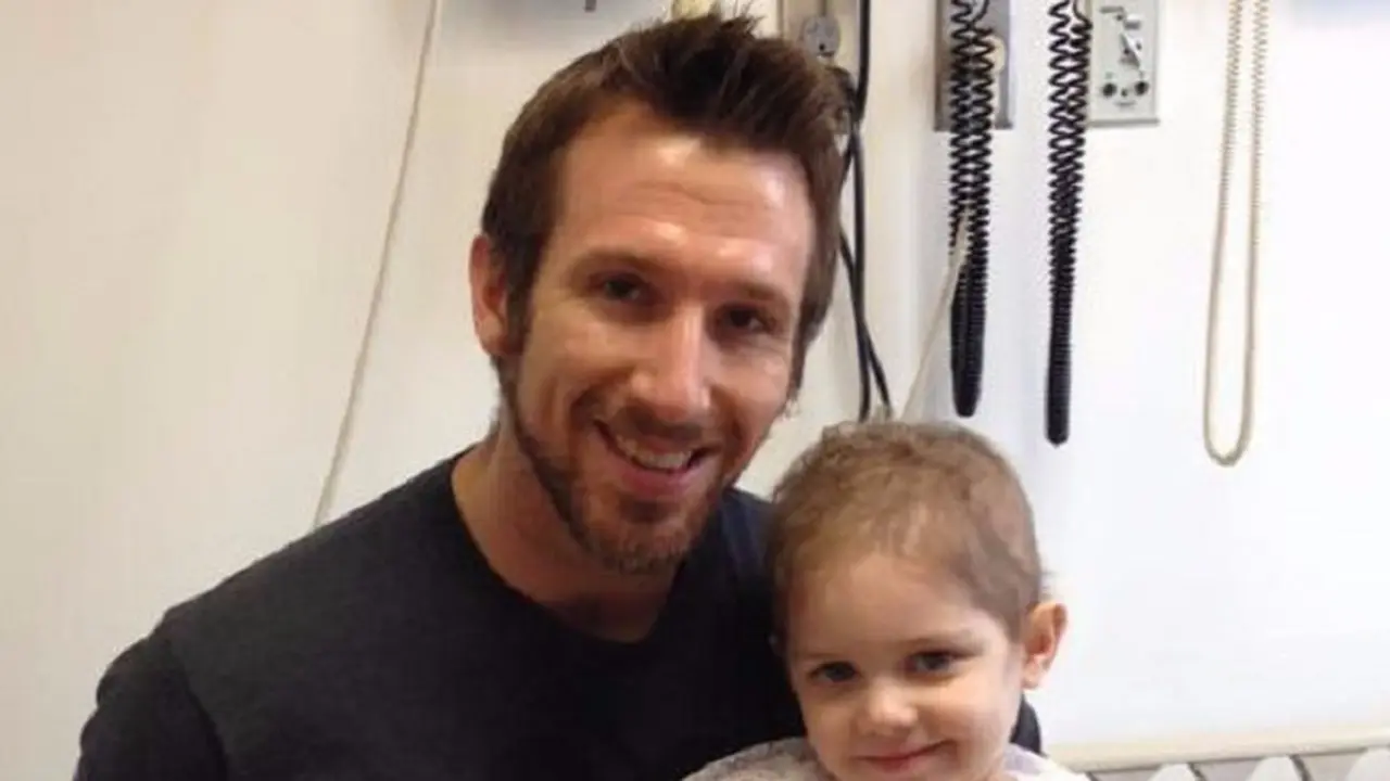 Gadis 4 Tahun Pasien Kanker Nikahi Perawat Favoritnya