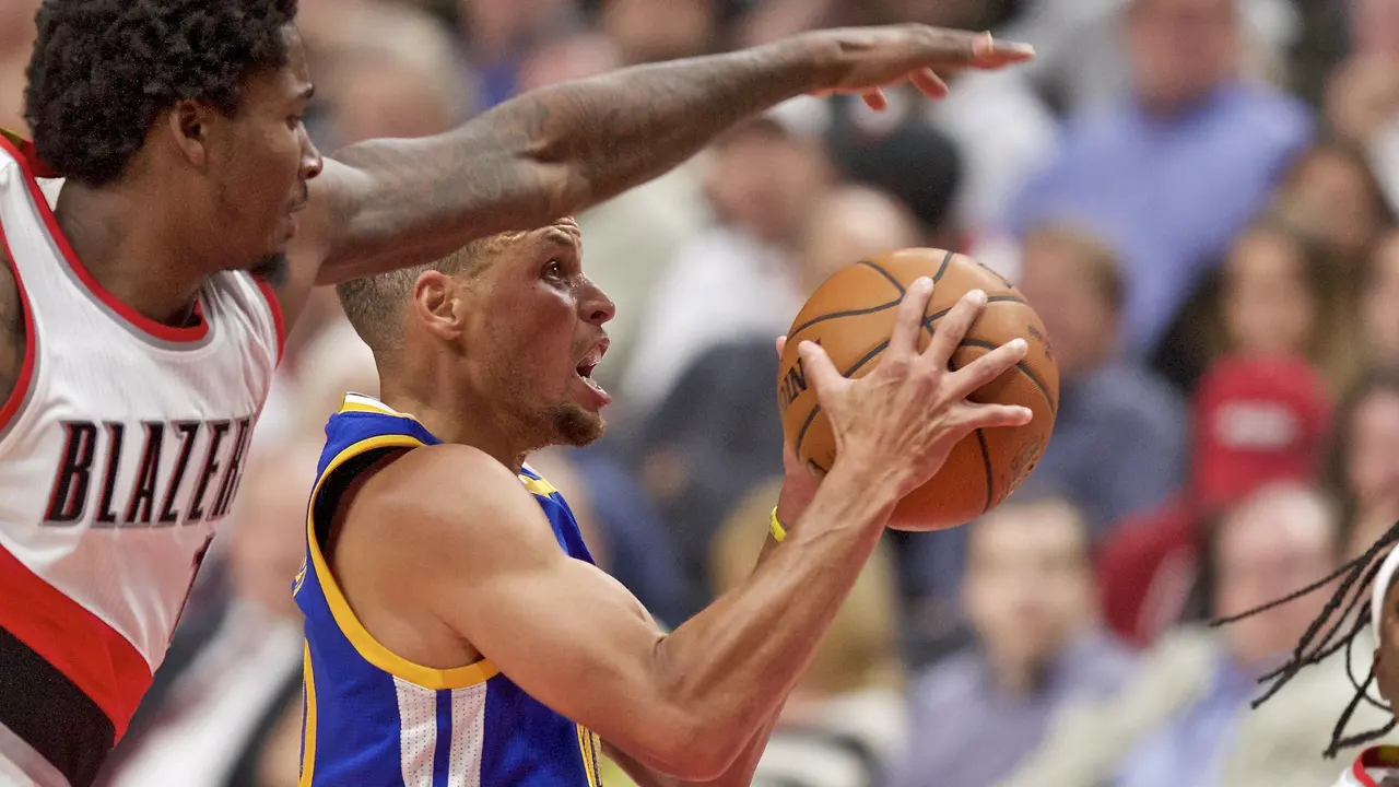 Warriors Lawan Blazers