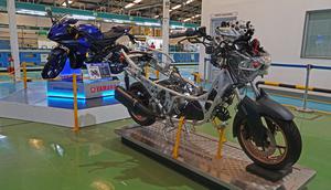 Motor hasil produksi Yamaha di pabrik Cakung, Jakarta Timur. (YIMM)